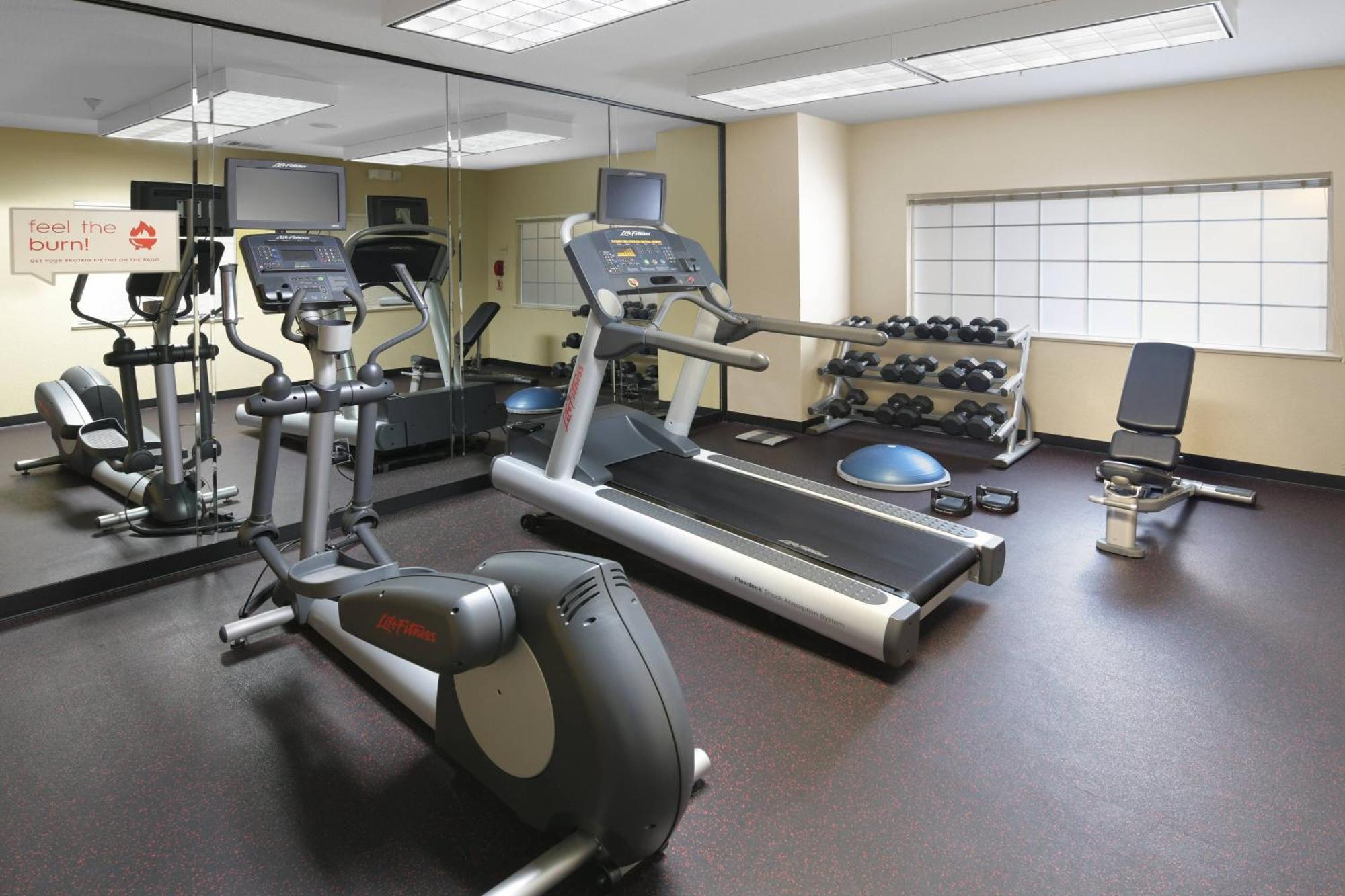 Towneplace Suites By Marriott Lake Jackson Clute Esterno foto