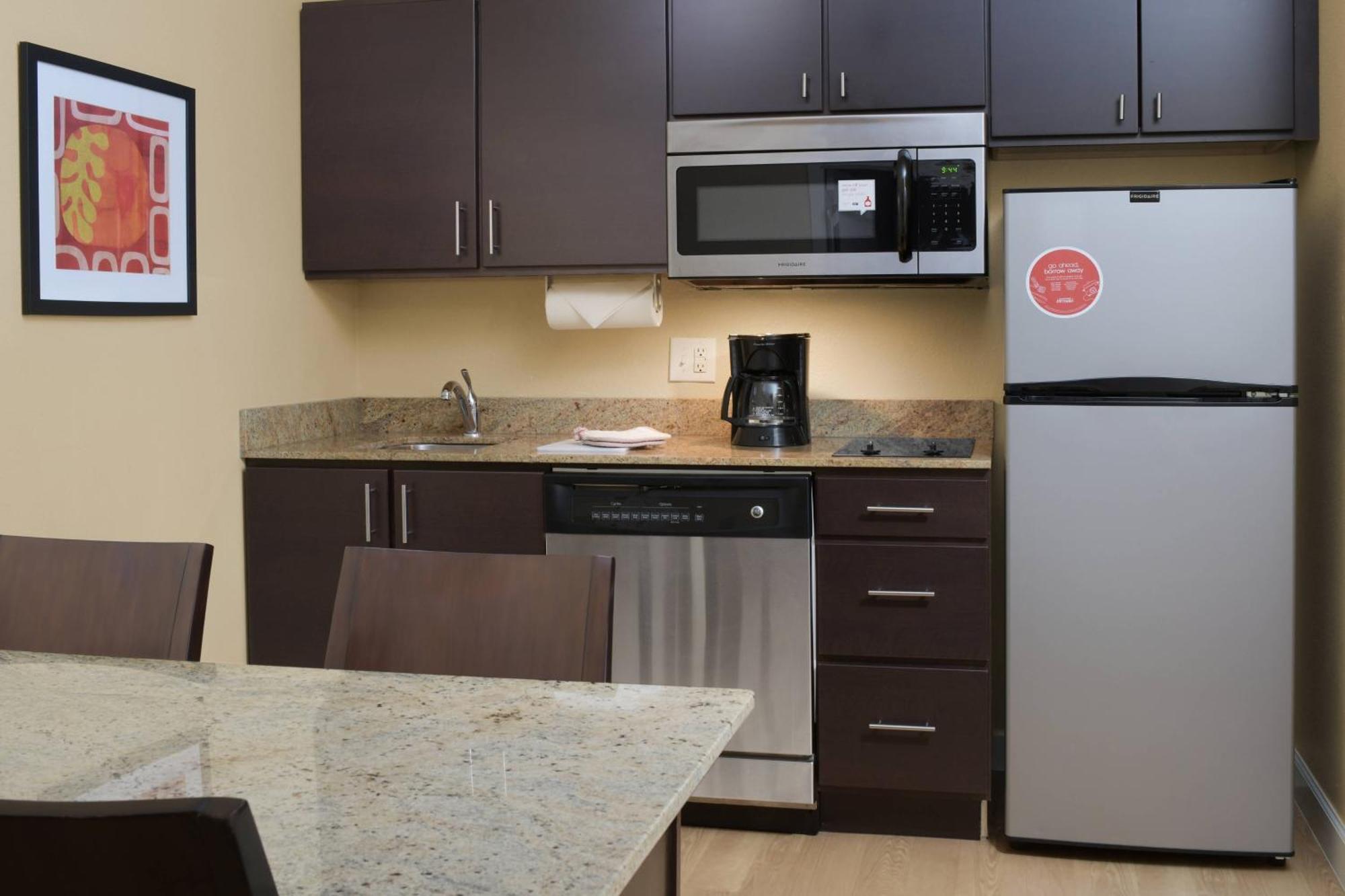 Towneplace Suites By Marriott Lake Jackson Clute Esterno foto