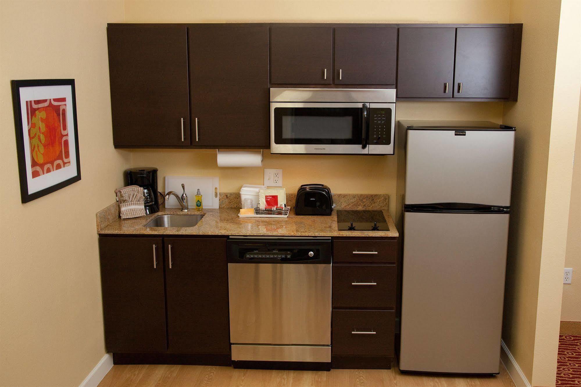 Towneplace Suites By Marriott Lake Jackson Clute Esterno foto